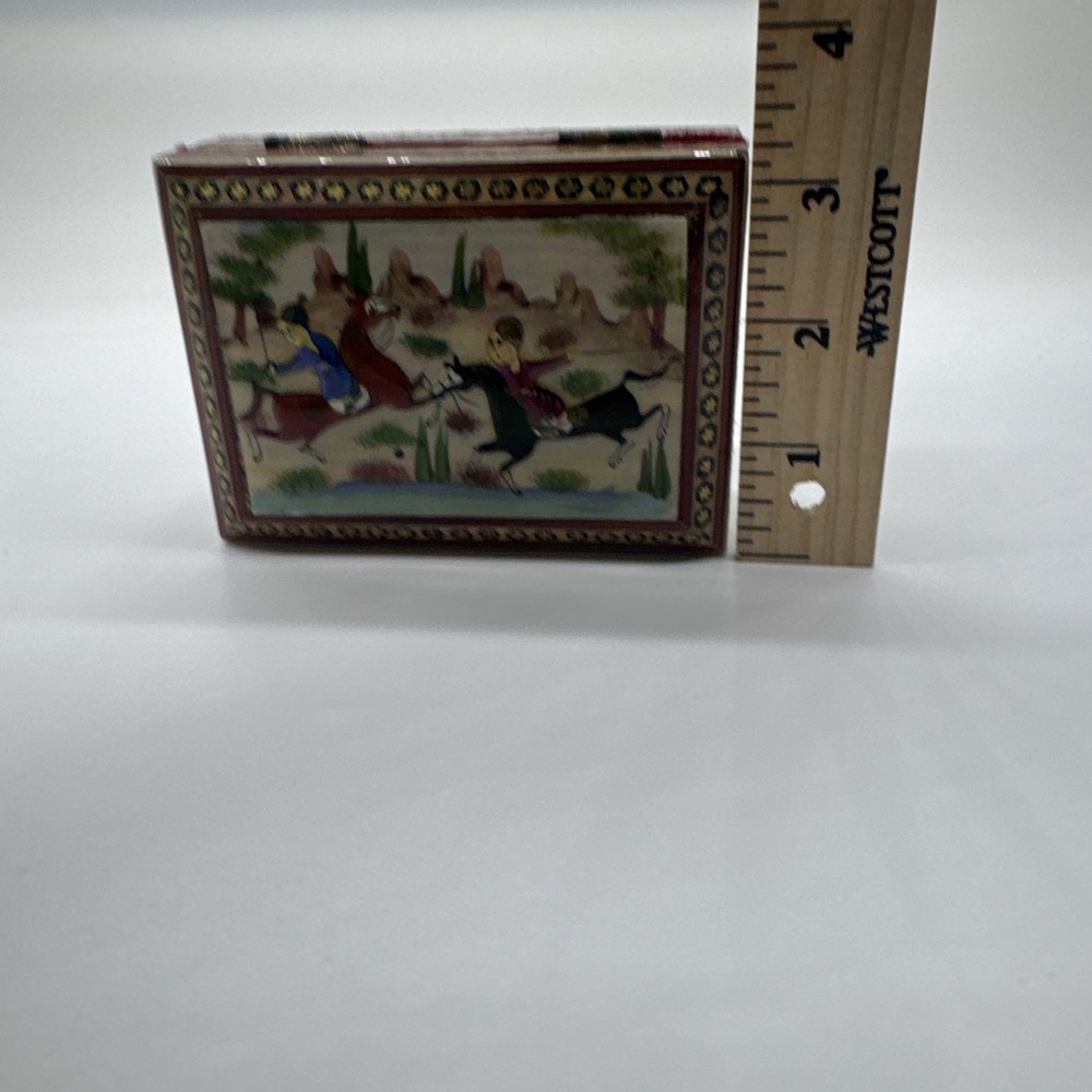 Persian‎ Khatam Wood Trinket Box Hand Made Inlaid With Hunting Scenes On Lid - Picture 12 of 16